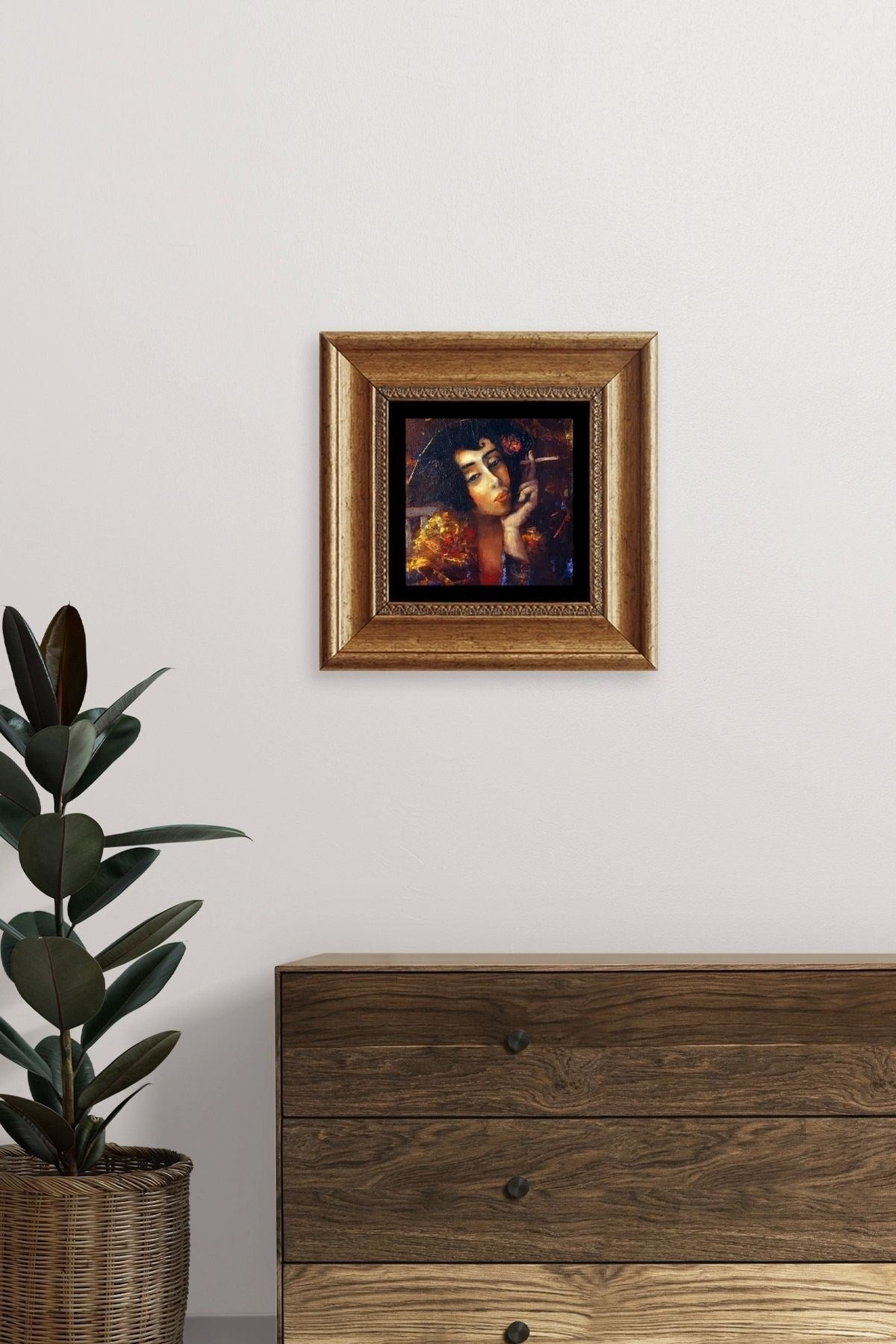 Kadın Çerçeveli Taş Tablo 20 cm