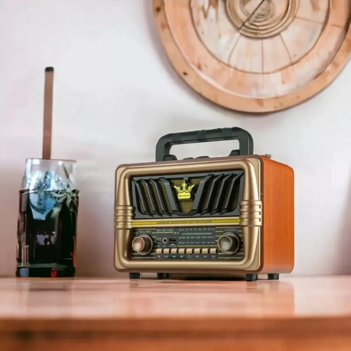 BUFFER® Büyük Boy Telefon Tutma Saplı Retro Ahşap Tasarım Bluetooth Hoparlörlü Radyo – FM/AM Destekli, Şarjlı ve Taşınabilir Radyo NS-8077