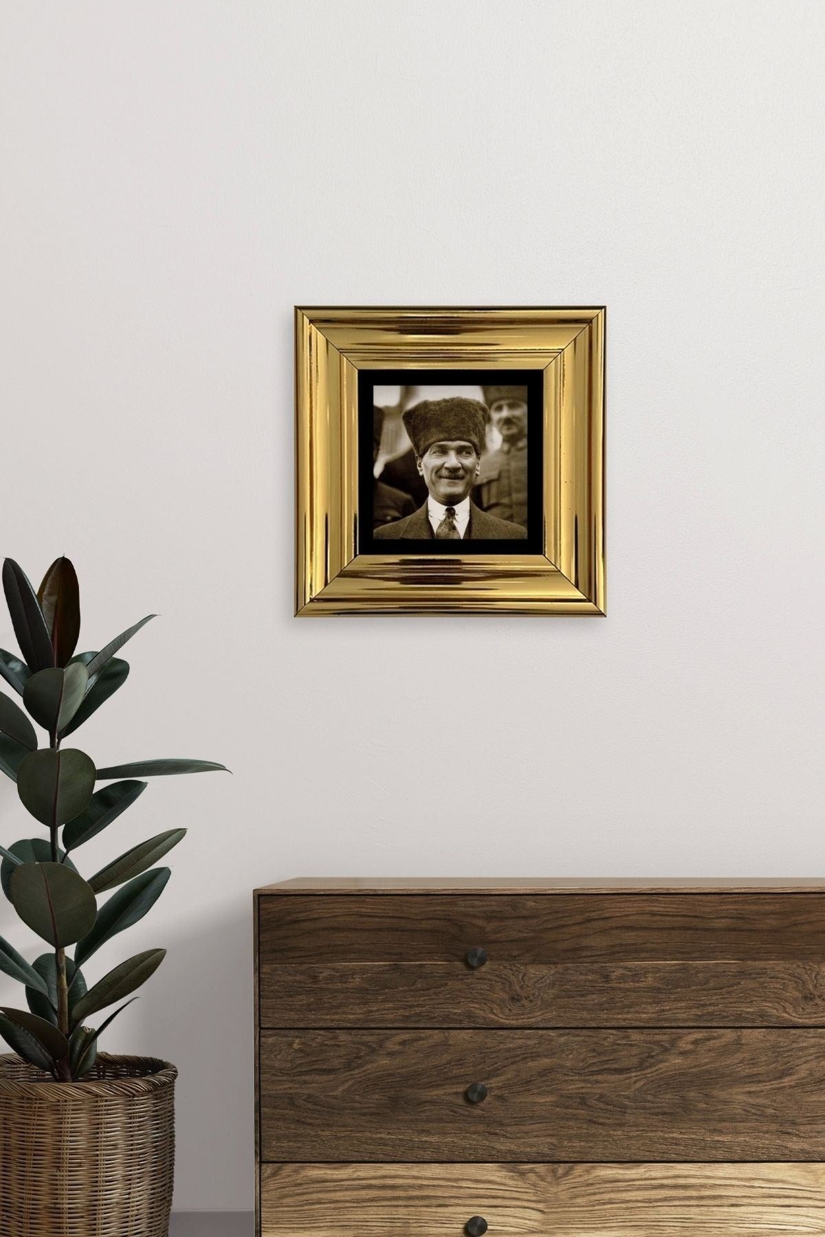 Atatürk Çerçeveli Taş Tablo 20 cm