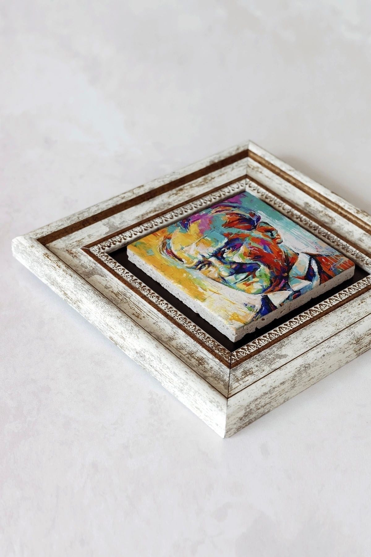 Atatürk Çerçeveli Taş Tablo , Çerçeveli Taş Duvar Dekoru-enkcrcvtbl-00207 20 cm