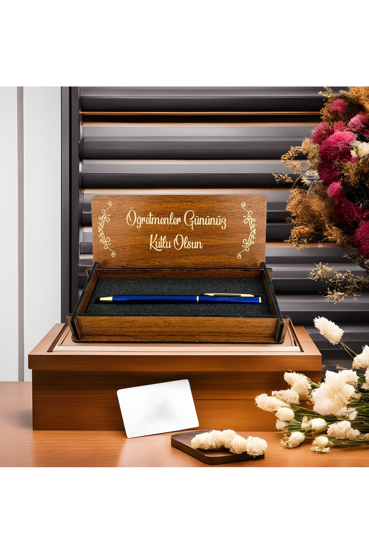 Öğretmenler Günü Tasarımlı Metal Kalem ve Ahşap Kutu