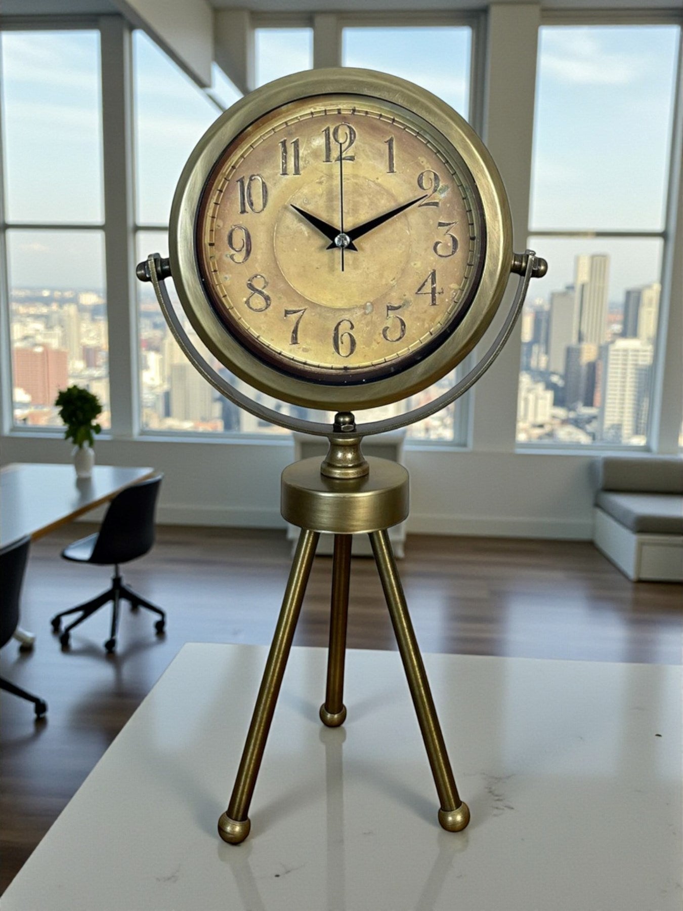 Zentime Eskitme Vintage Üç Ayaklı Masa Saati