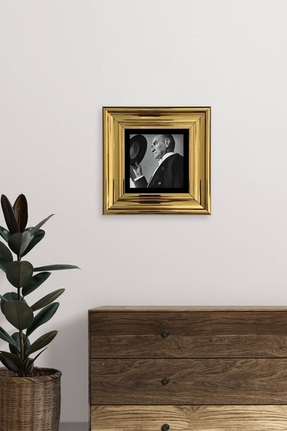 Atatürk Çerçeveli Taş Tablo 20 cm