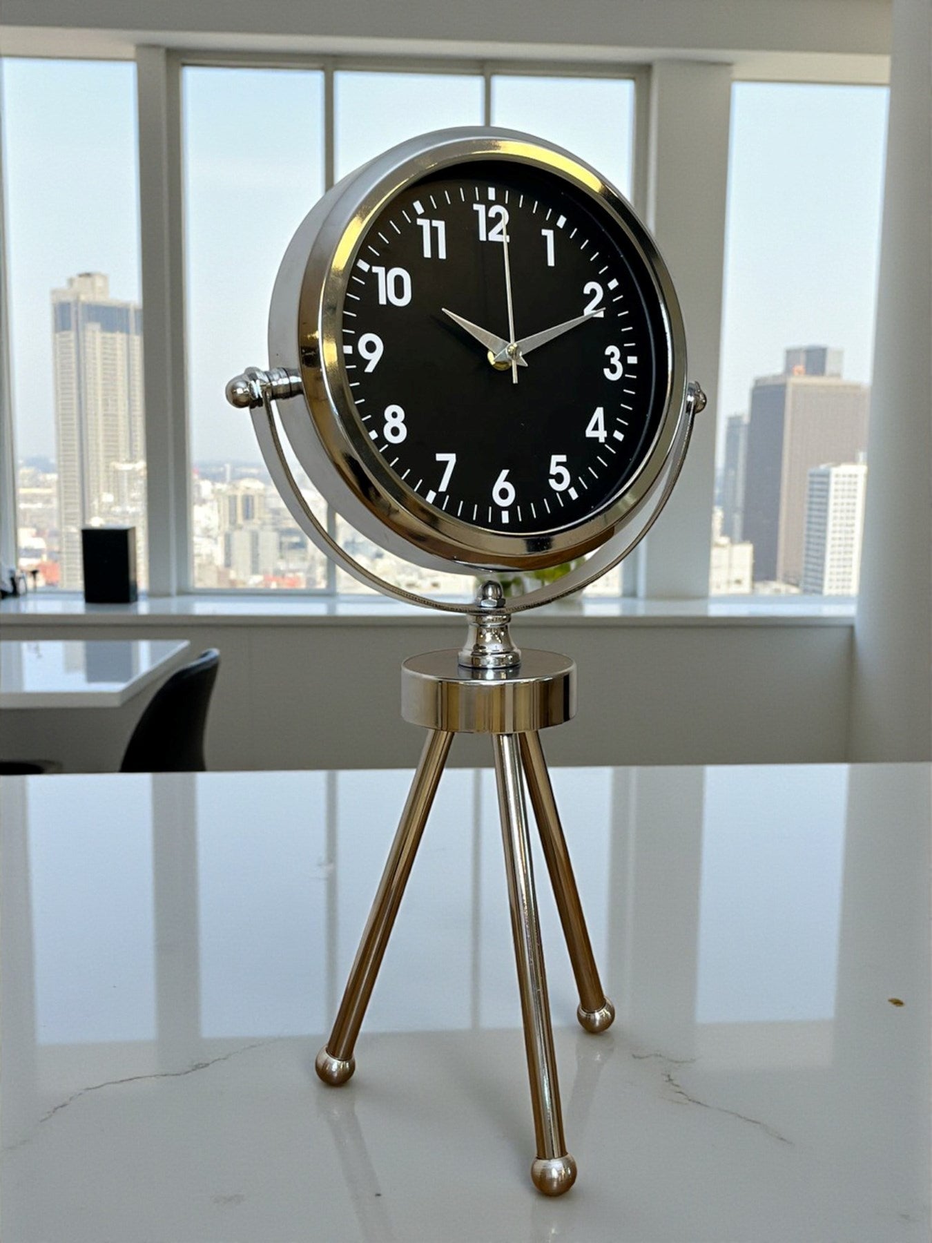 Zentime Krom Şık Üç Ayaklı Masa Saati