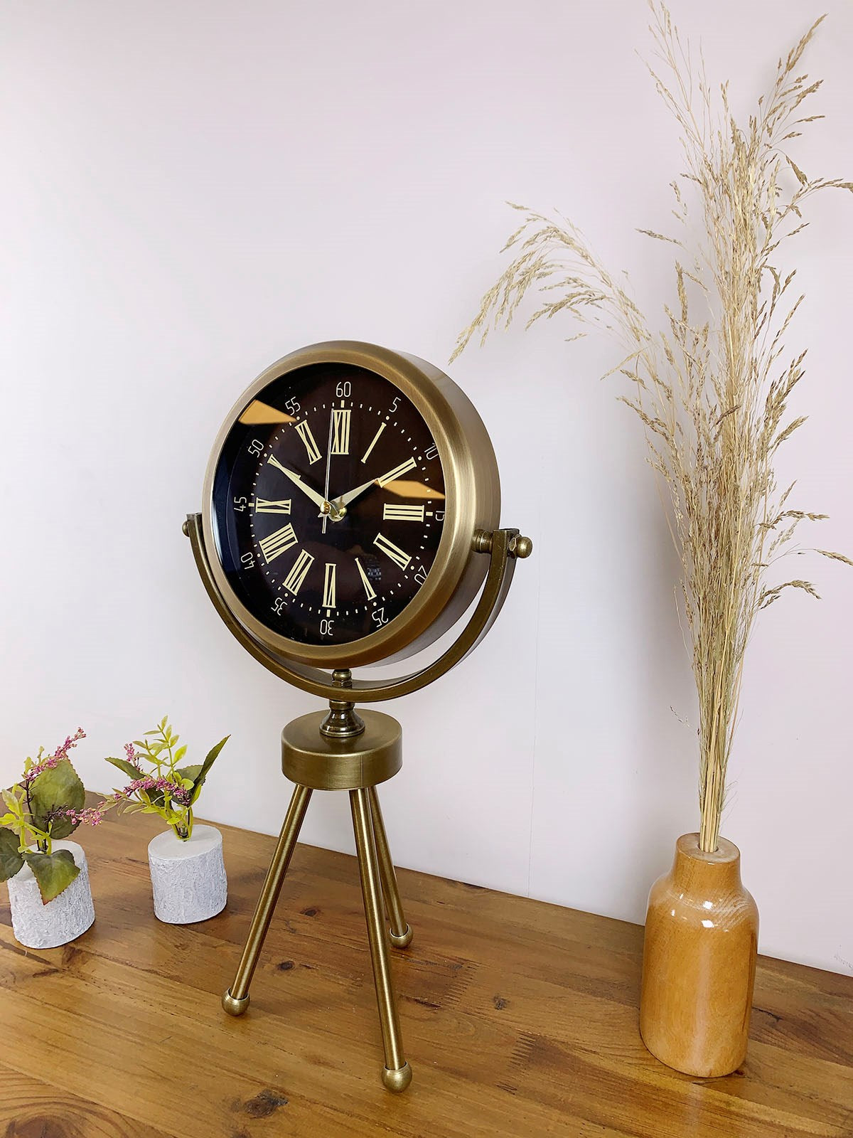 Zentime Eskitme Vintage Üç Ayaklı Duvar Saati