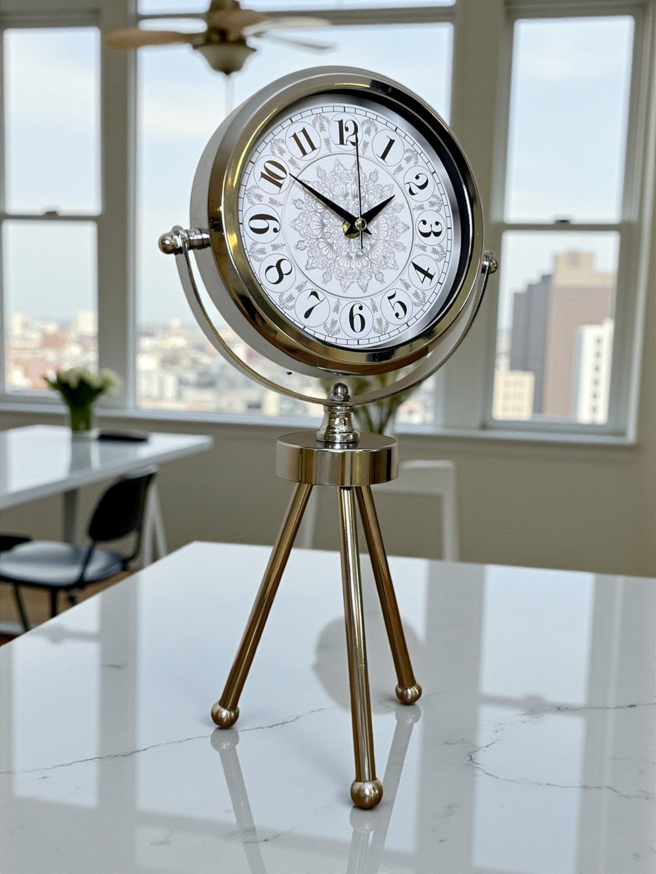 Zentime Krom Şık Üç Ayaklı Masa Saati