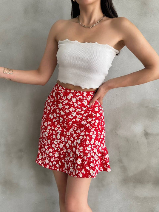 Kadın Kırmızı Çiçek Desenli Mini Şort Etek