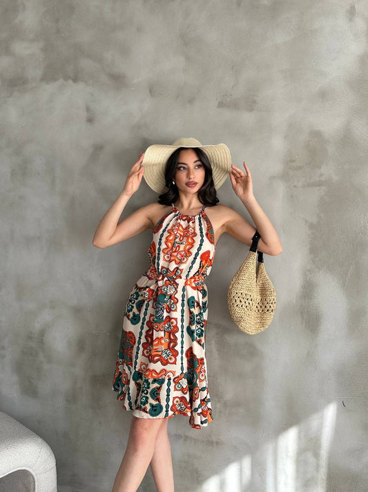 Kadın Desenli Boyundan Ayarlamalı Kuşaklı Kloş Elbise