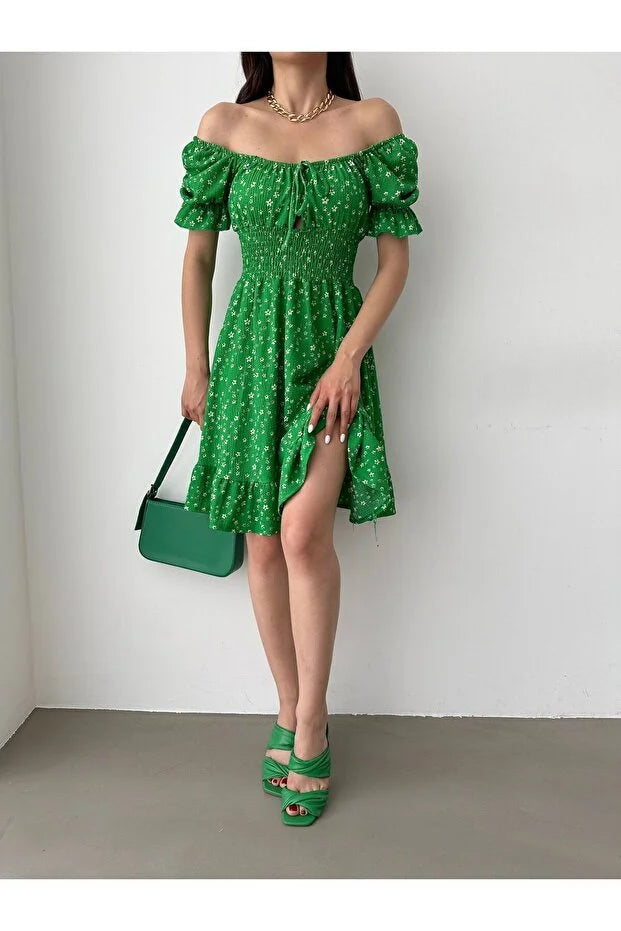 Kayık Yaka Çiçek Desenli Bürümcük Mini Elbise – Yeşil
