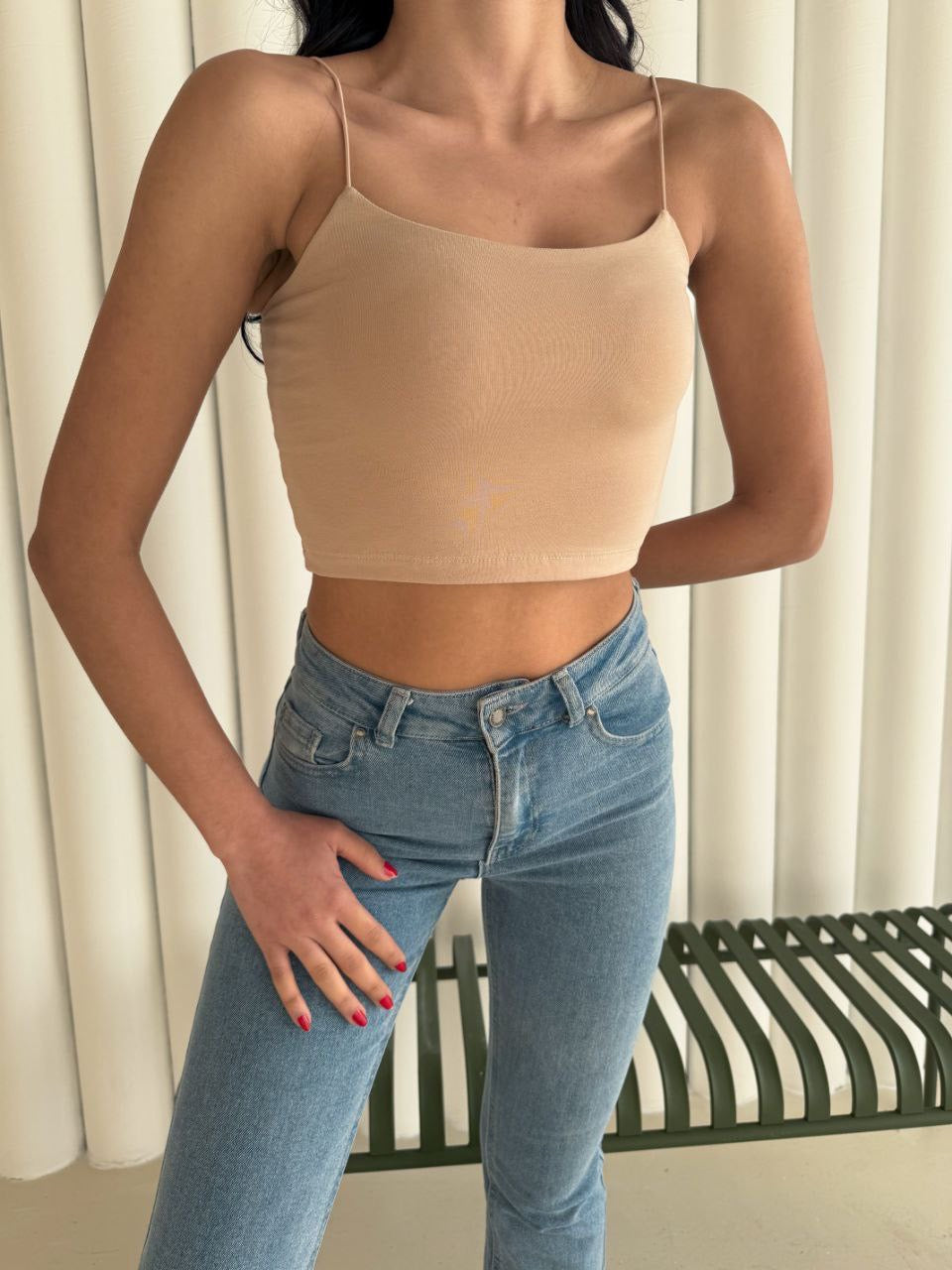 Kadın İp Askılı Kısa Crop - Ten Rengi
