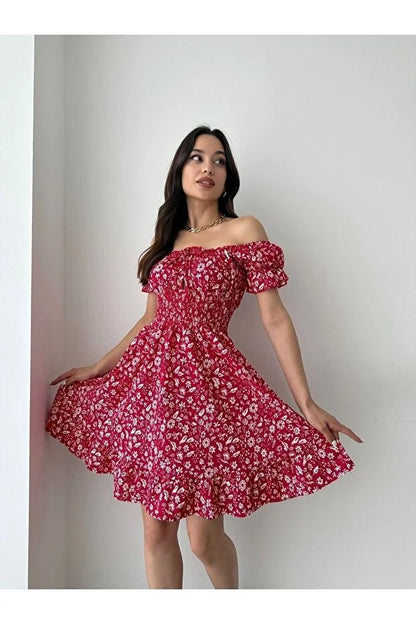 Kayık Yaka Çiçek Desenli Bürümcük Mini Elbise – Kırmızı
