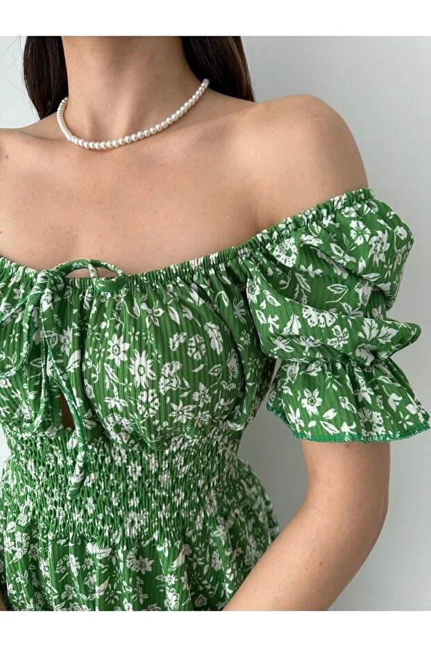 Kayık Yaka Büzgü Detaylı Mini Elbise - Yeşil