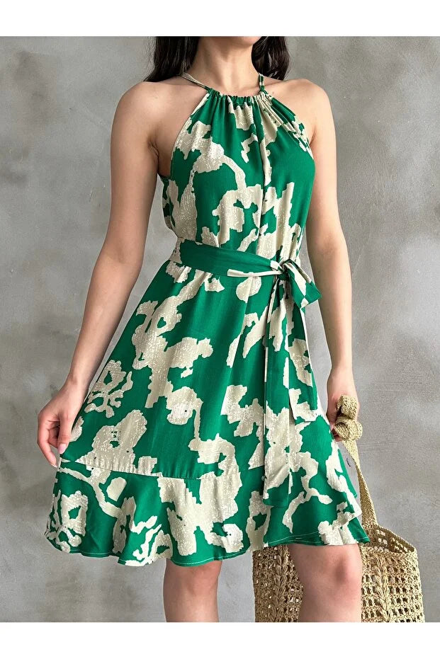 Halter Yaka Kuşaklı Diz Boyu Desenli Elbise - Yeşil