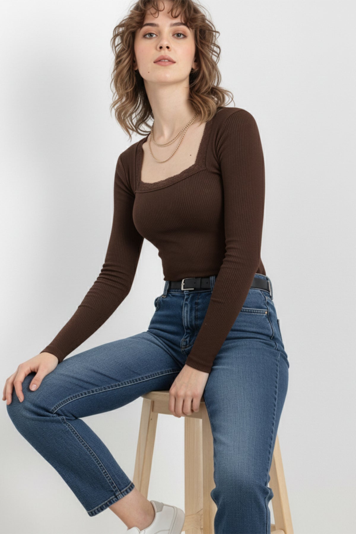 Kare Yaka Dantelli Kaşkorse Bluz - Kahverengi