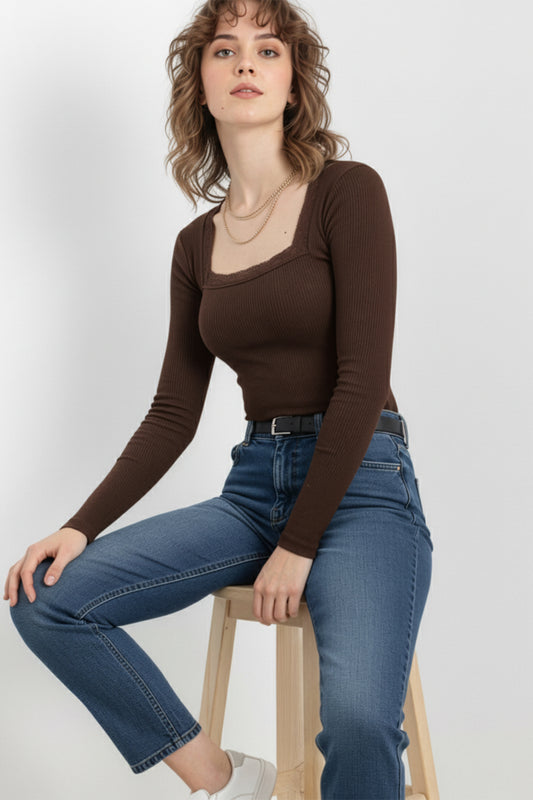 Kare Yaka Dantelli Kaşkorse Bluz - Kahverengi