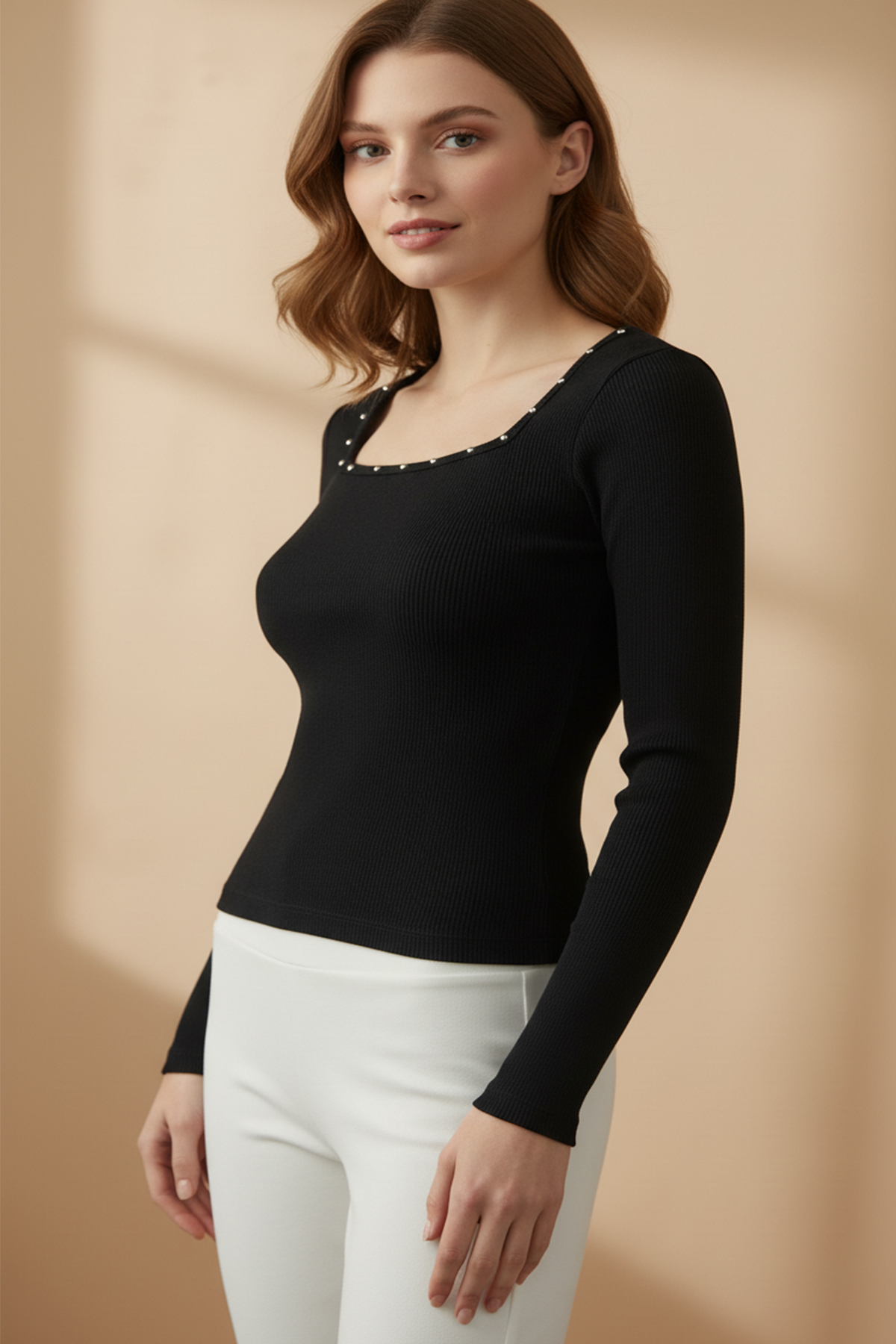 Kare Yaka İnci Çakmalı Fitilli Kaşkorse Bluz - Siyah