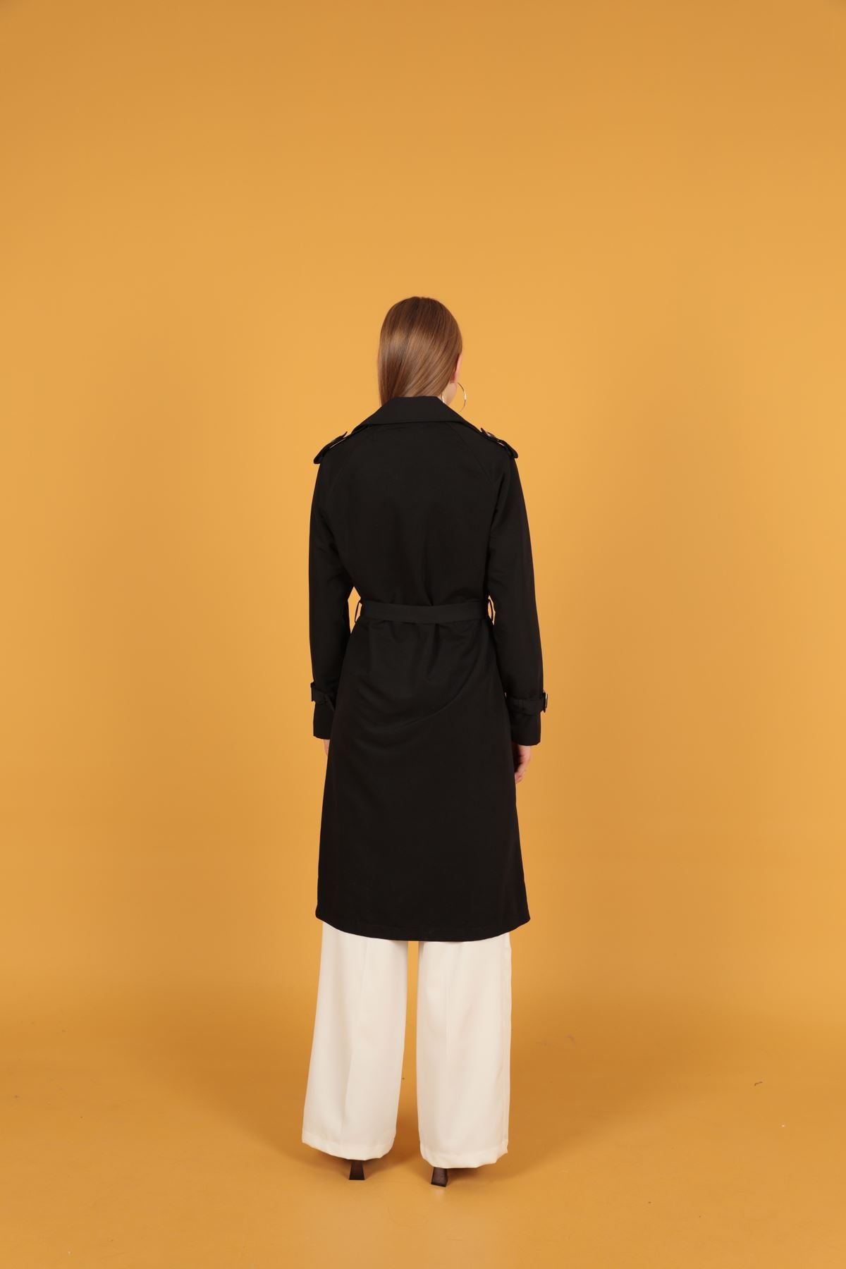 Tokalı kadın Siyah Trençkot