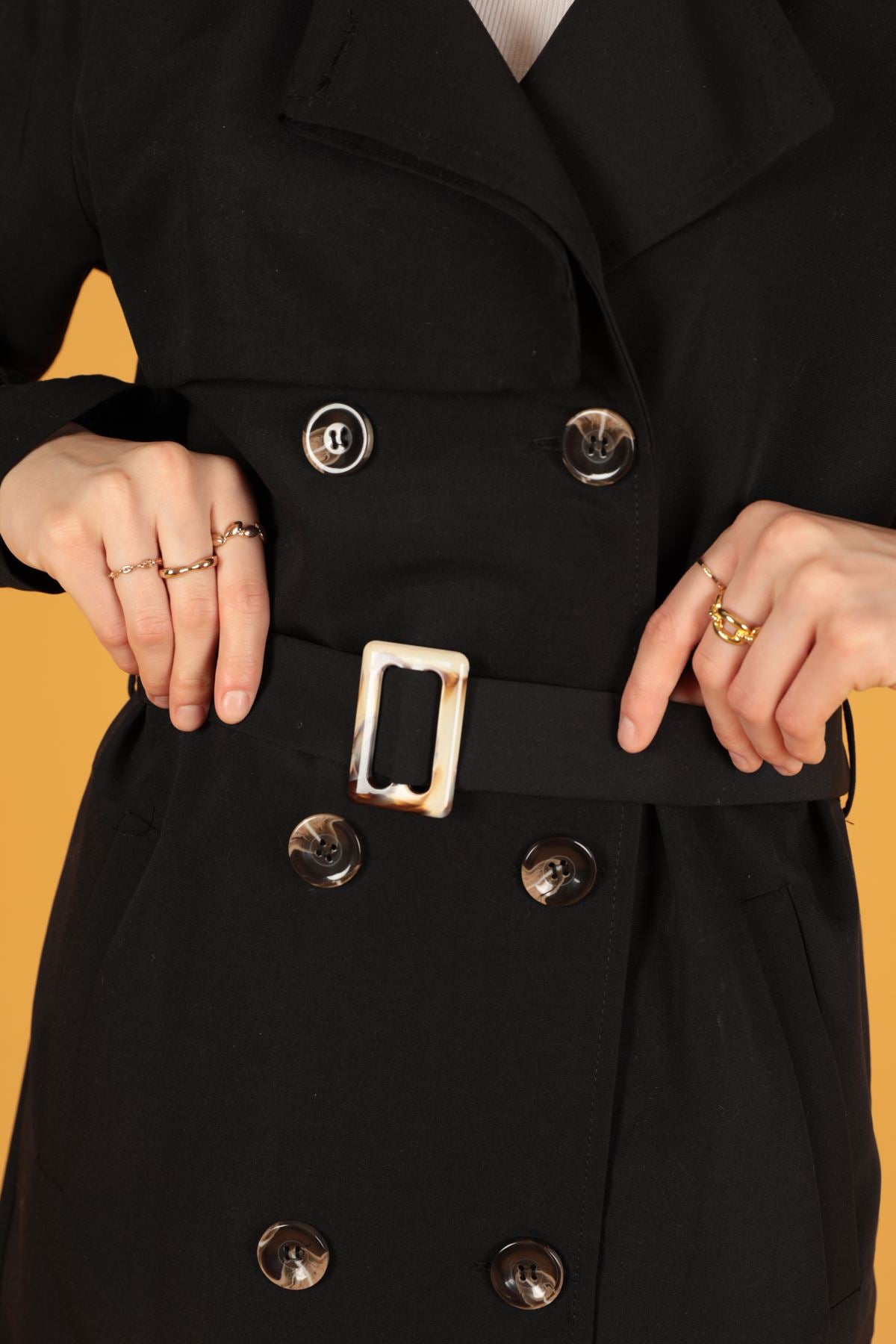 Tokalı kadın Siyah Trençkot