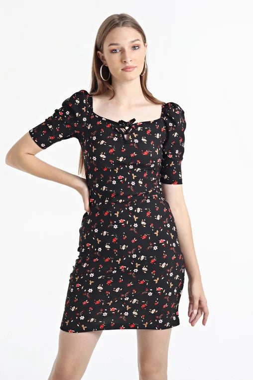 Kadın Siyah Balon Kol Kare Yaka Elbise