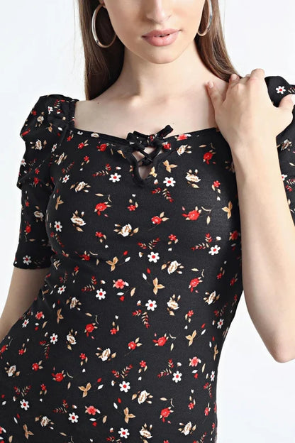 Kadın Siyah Balon Kol Kare Yaka Elbise