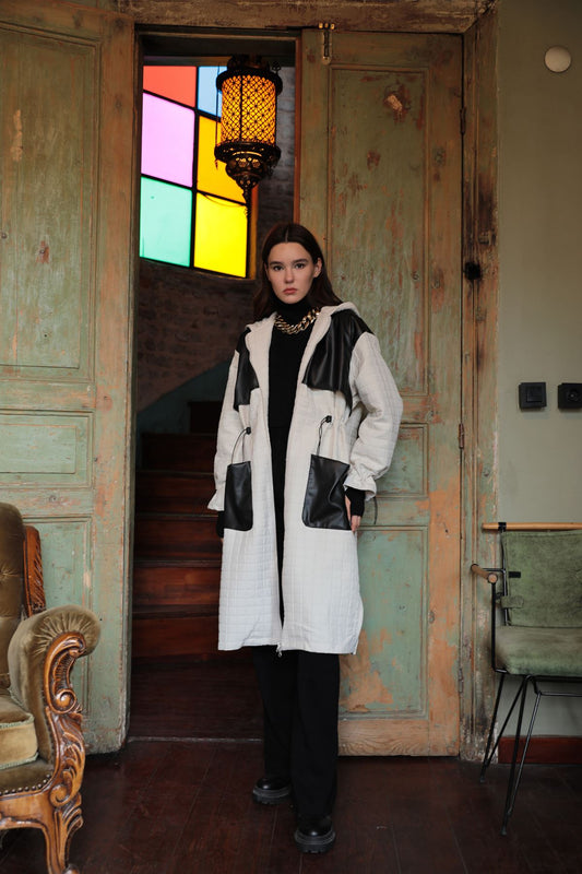 Deri Kumaş Garni Detay Jakar Kadın Trençkot-Bej