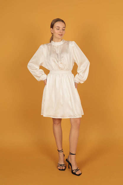 Simli Saten Büzgü Detay Elbise-Beyaz