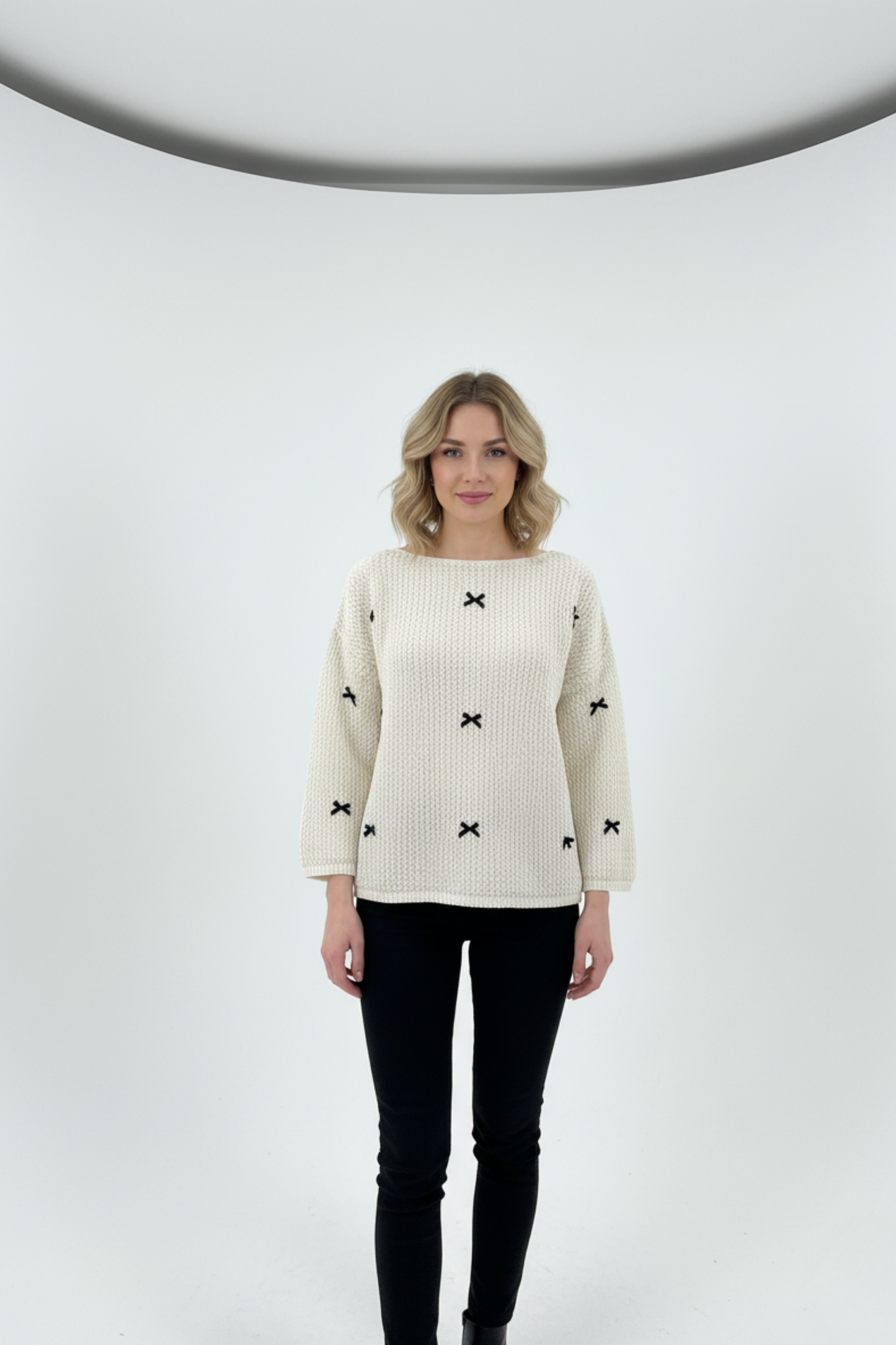 Kadın Kurdeleli Ajurlu Triko Beyaz Kazak