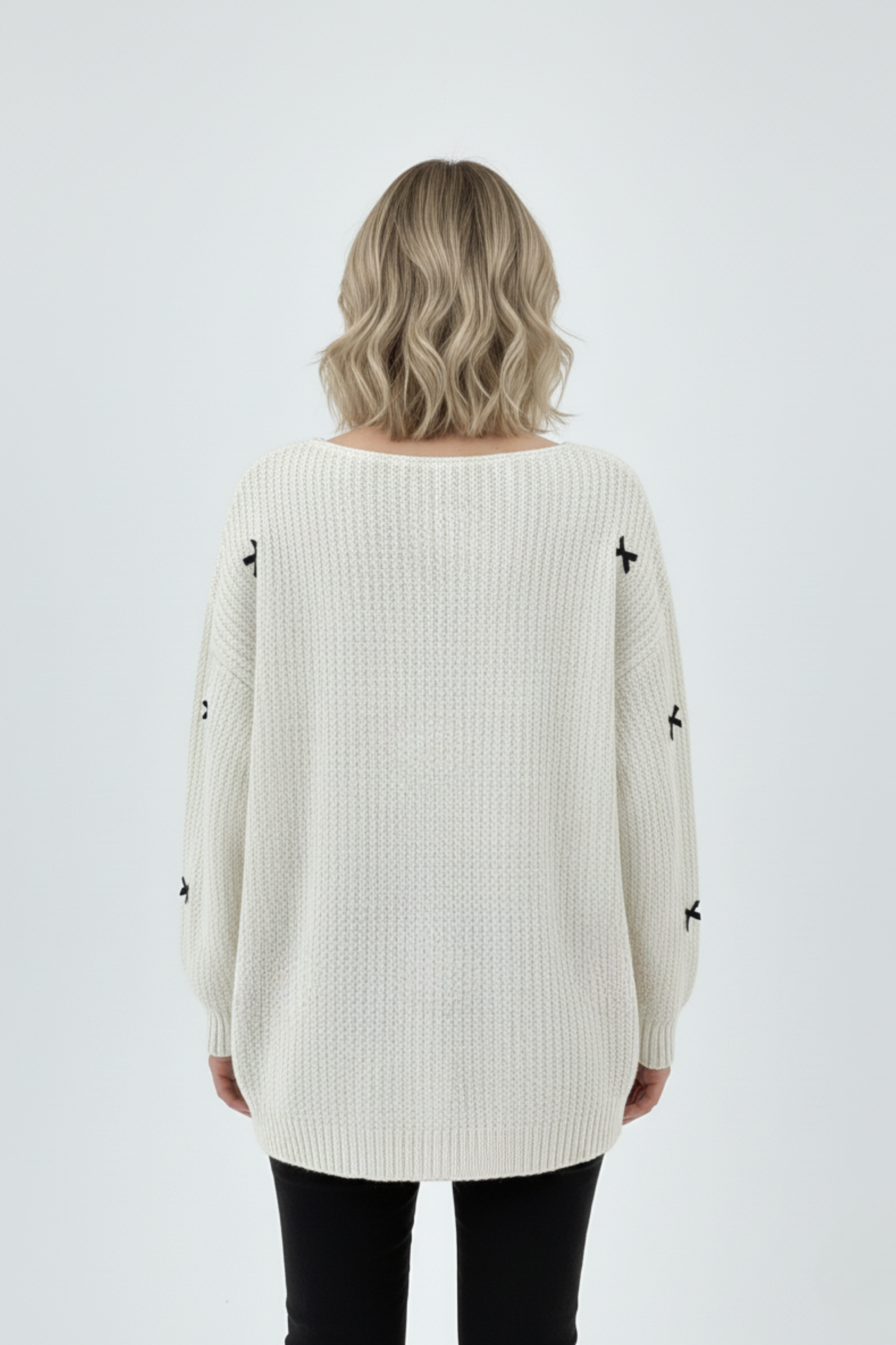 Kadın Kurdeleli Ajurlu Triko Beyaz Kazak