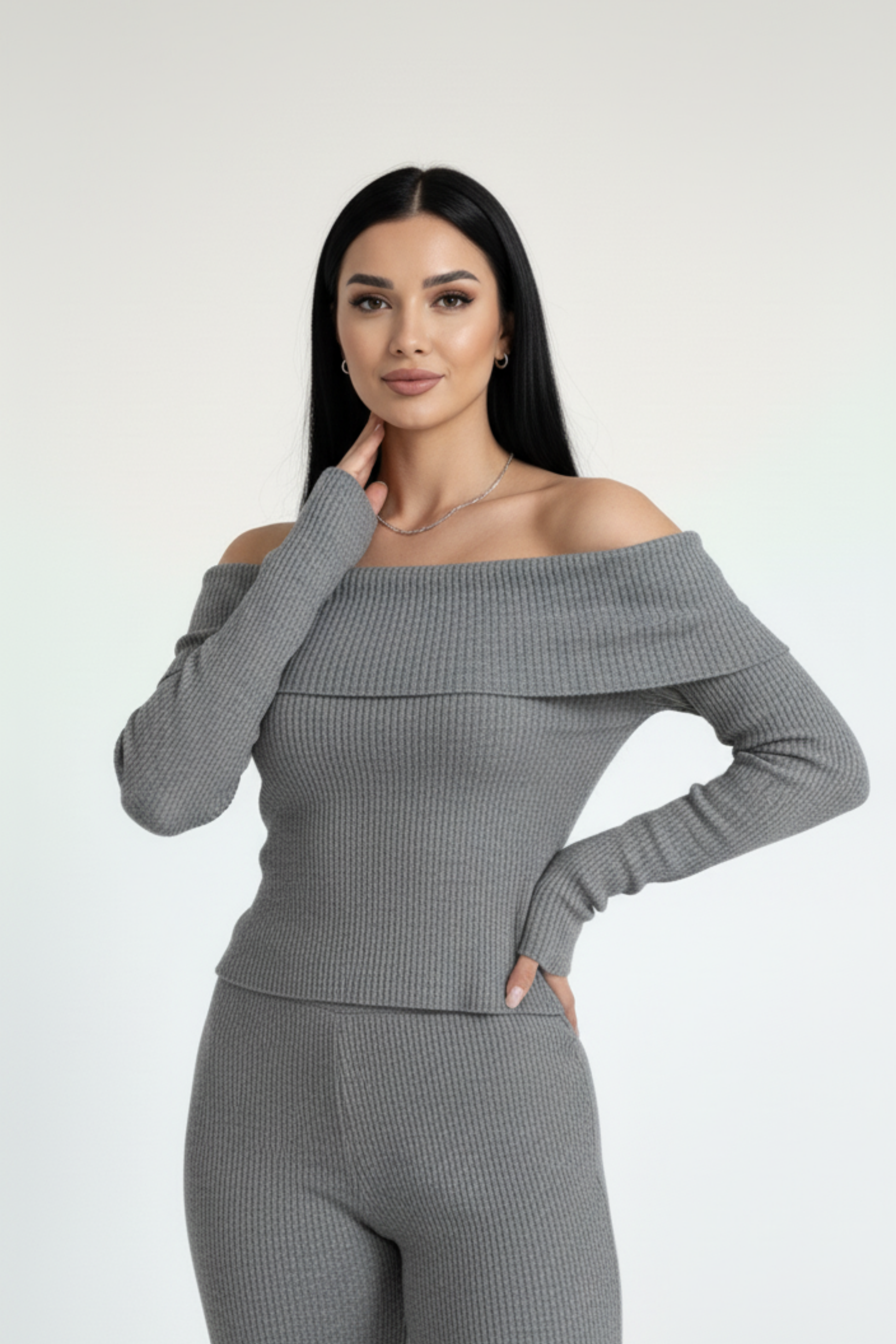 Kadın Madonna Yaka Gri Alt Üst Takım