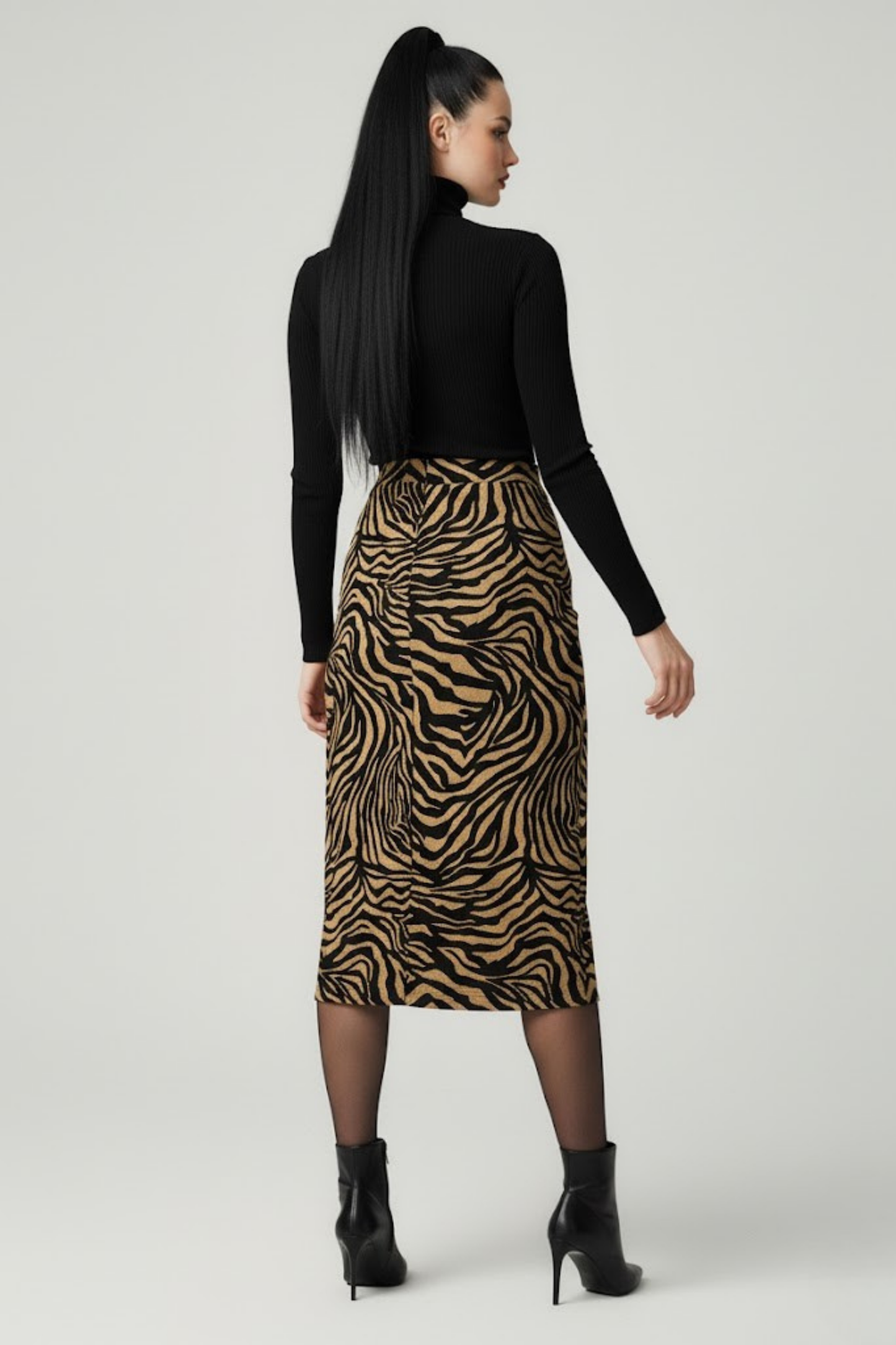 Kadın Yırtmaçlı Kahverengi Zebra Desen Midi Boy Etek