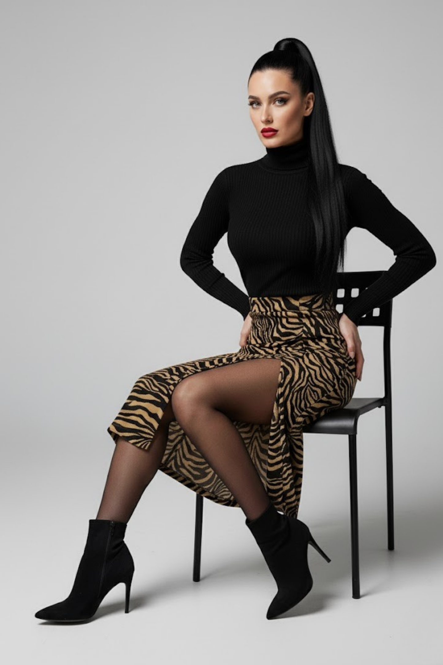 Kadın Yırtmaçlı Kahverengi Zebra Desen Midi Boy Etek