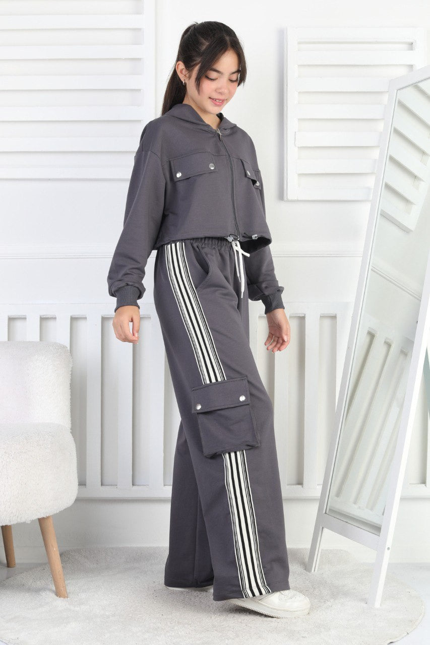 İki İplik Kargo Cepli Croplu Kız Çocuk Takım