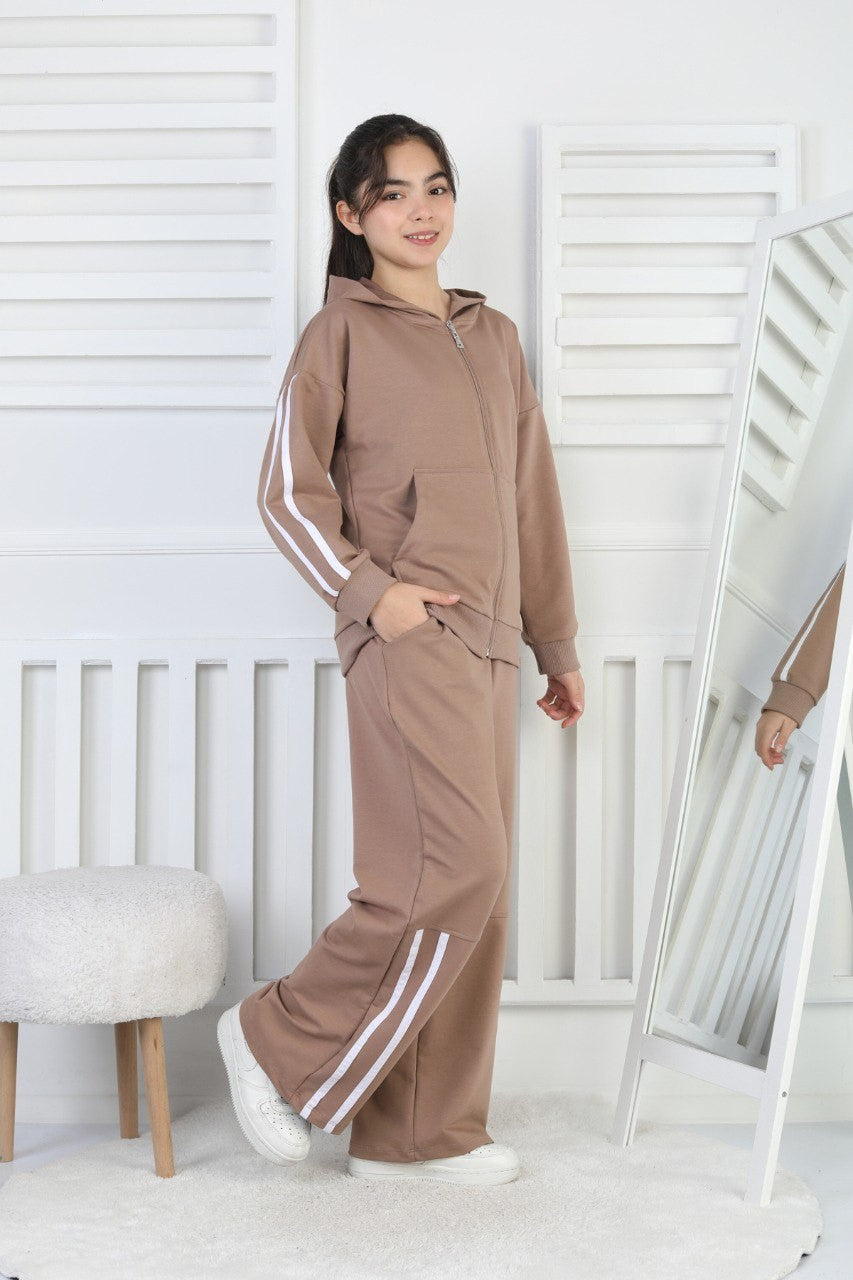 İki İplik Kahverengi Çizgili Kız Çocuk Takım