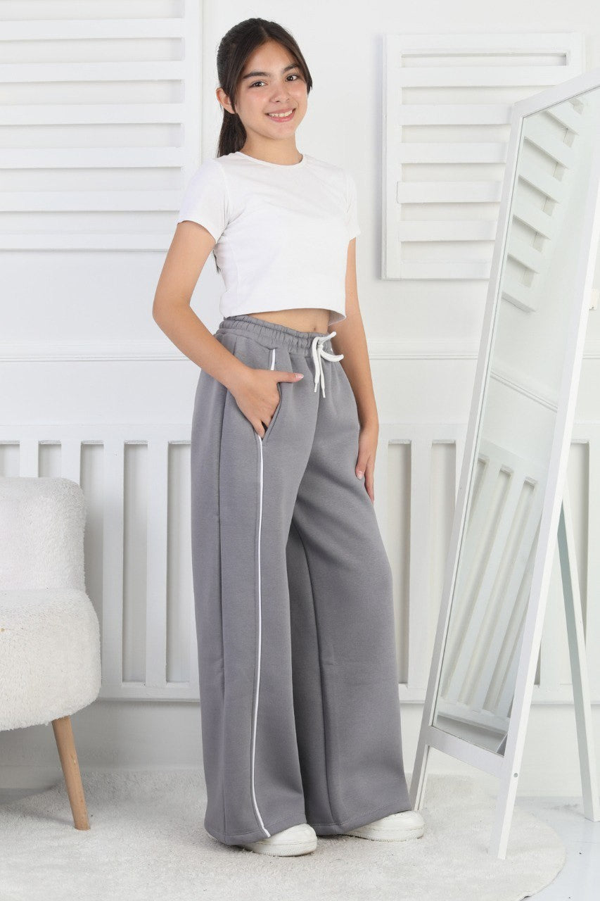 Üç İplik Şardonlu Bol Paça Tek Çizgi Kız Çocuk Eşofman Altı