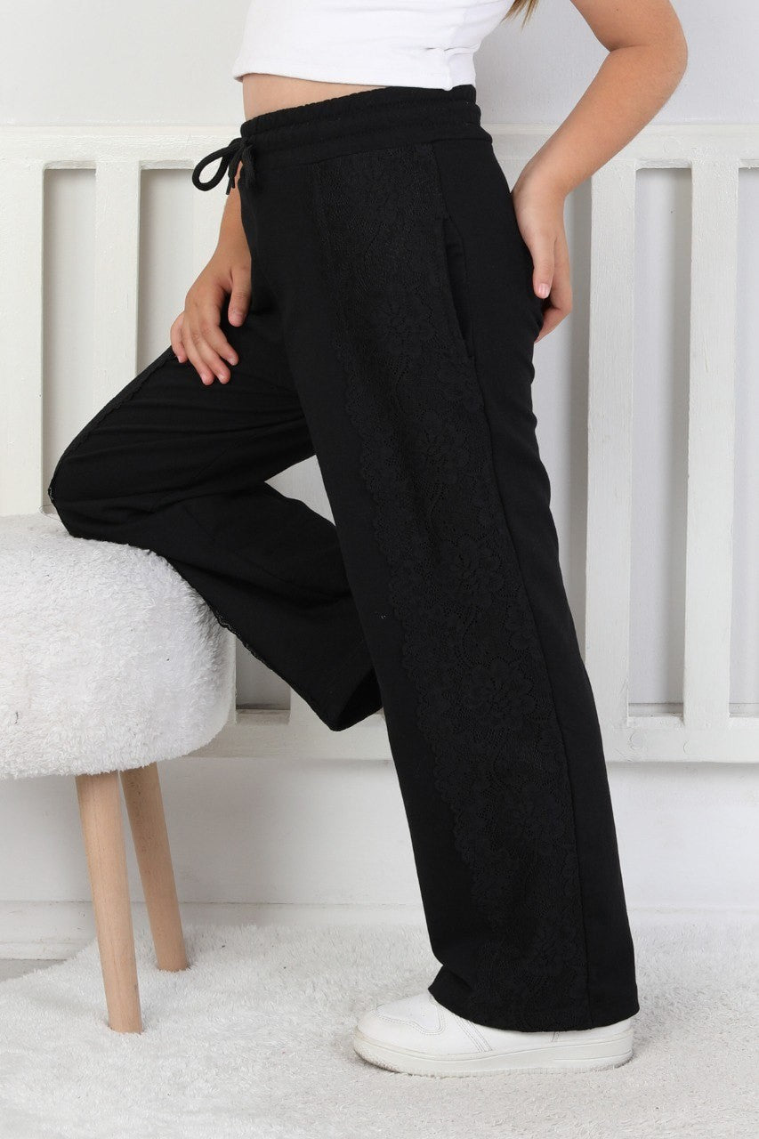 İki İplik Güpürlü Bol Paça Kız Çocuk Eşofman Altı