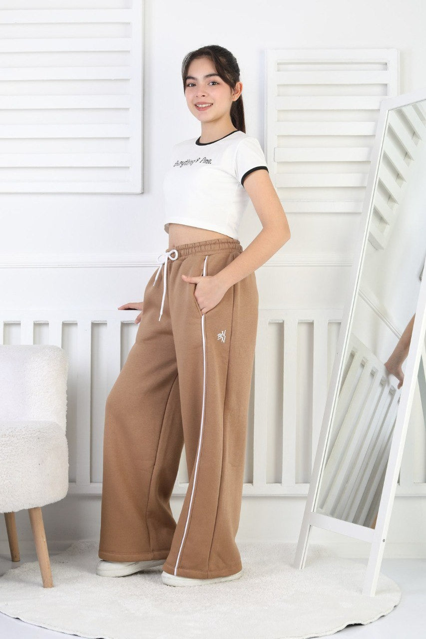 Üç İplik Şardonlu Bol Paça Tek Çizgi Kız Çocuk Eşofman Altı