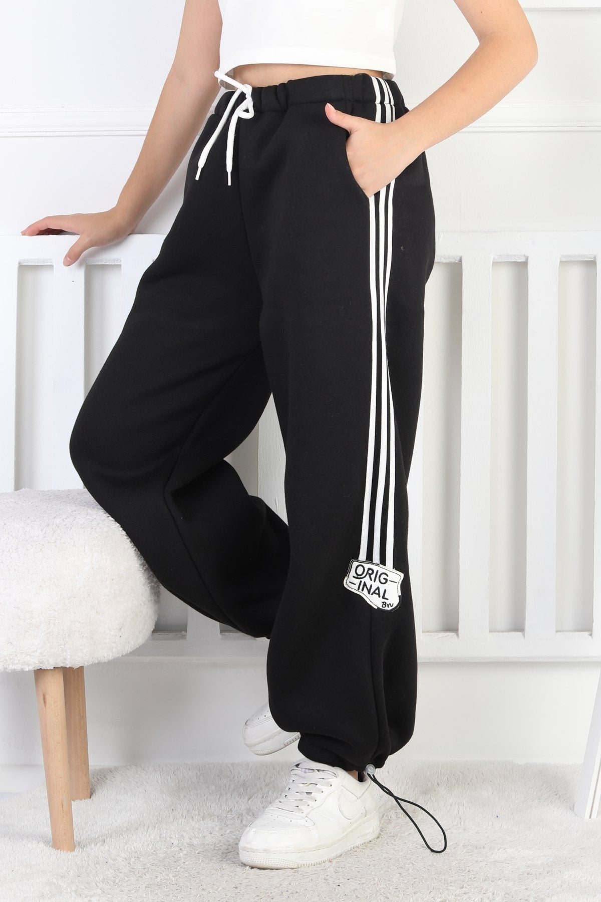 Üç İplik Şardonlu Çizgili Bol Paça Kız Çocuk Eşofman Altı