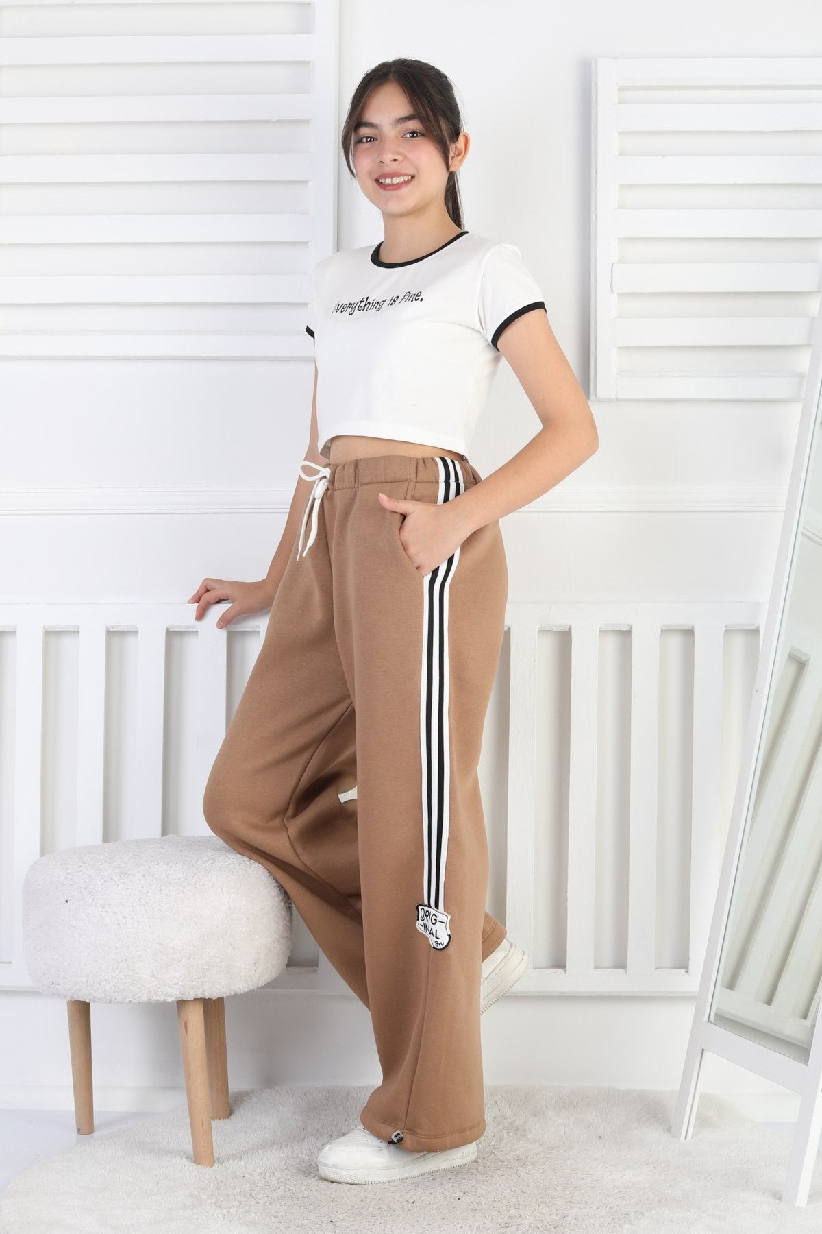 Üç İplik Şardonlu Çizgili Bol Paça Kız Çocuk Eşofman Altı