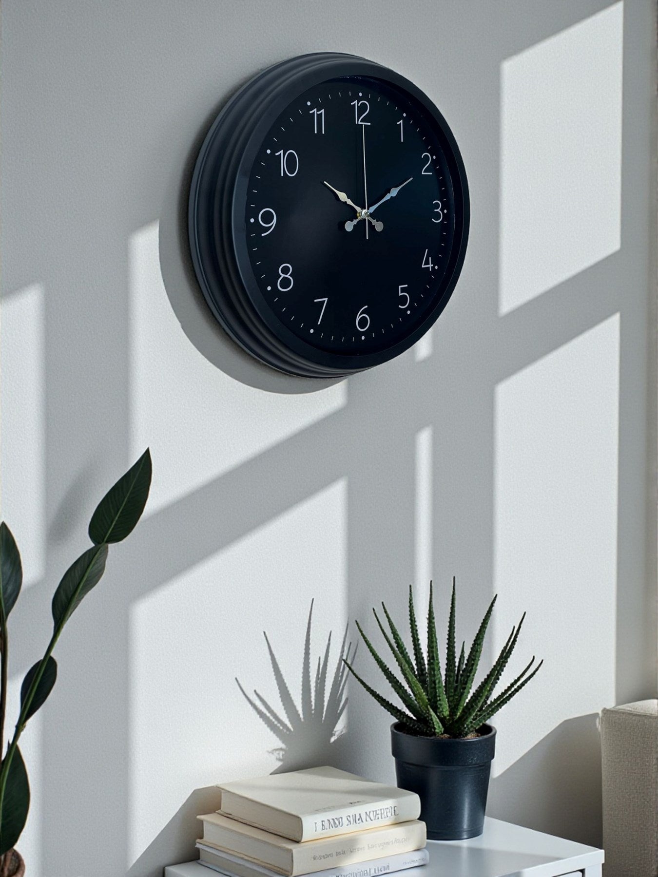 Zentime Classic Black Zarif 40 cm Metal Duvar Saati