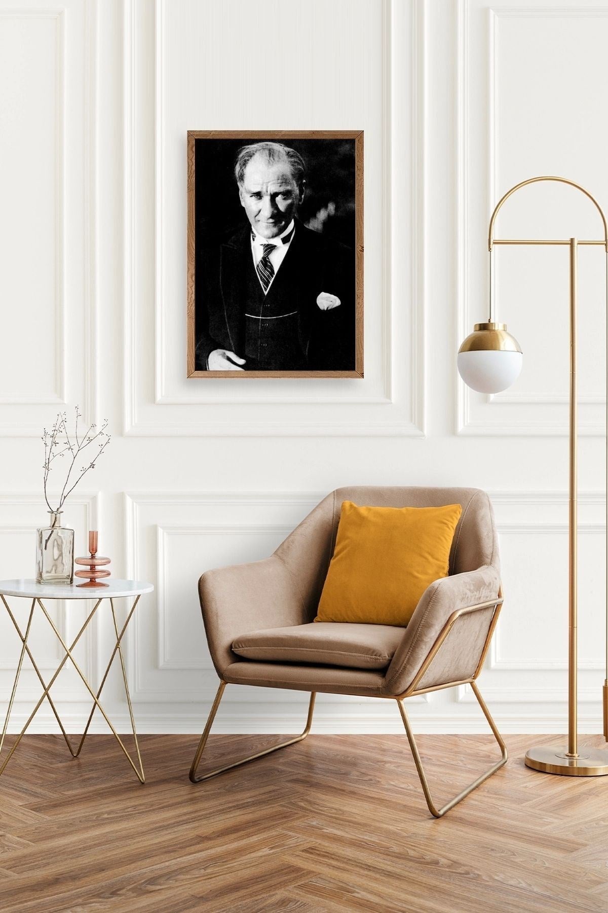 Atatürk Ahşap Çerçeveli Tablo 17 x 23