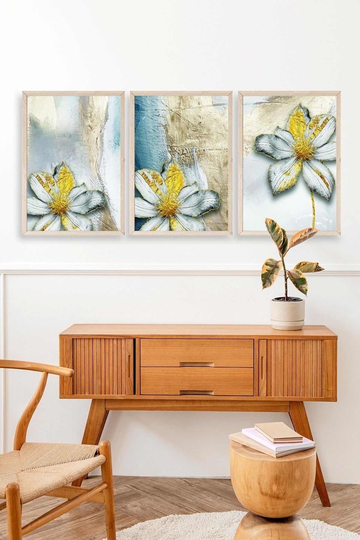 Çiçek Desenli Üçlü Ahşap Çerçeveli Tablo 23 x 30