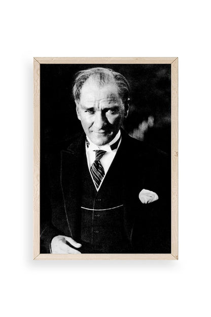 Atatürk Ahşap Çerçeveli Tablo 17 x 23