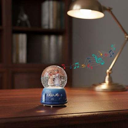 Pilli Işıklı Müzikli Kar Küresi–El Ele Sevgili Figürlü Eğlenceli Masaüstü Biblo, LED Aydınlatmalı Dekoratif Hediyelik Kar Küresi