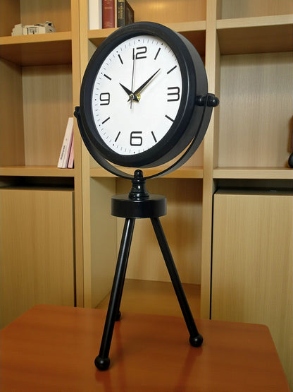 Zentime Siyah Zarif Üç Ayaklı Masa Saati