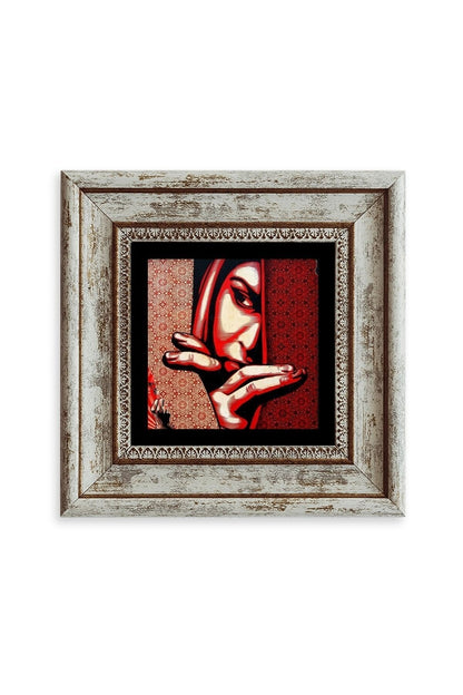 Kadın Çerçeveli Taş Tablo 20 cm