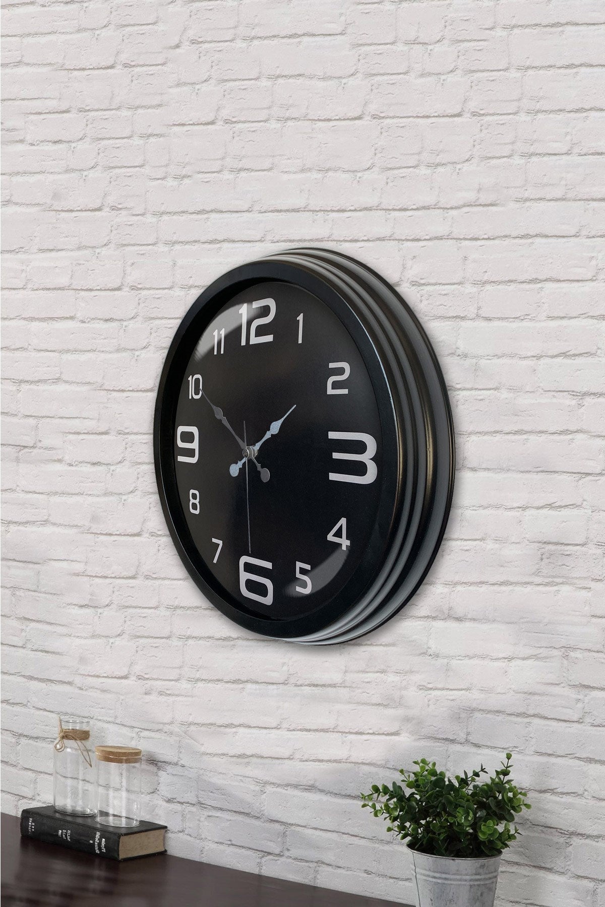 Zentime 40 Cm Siyah Şık Duvar Saati