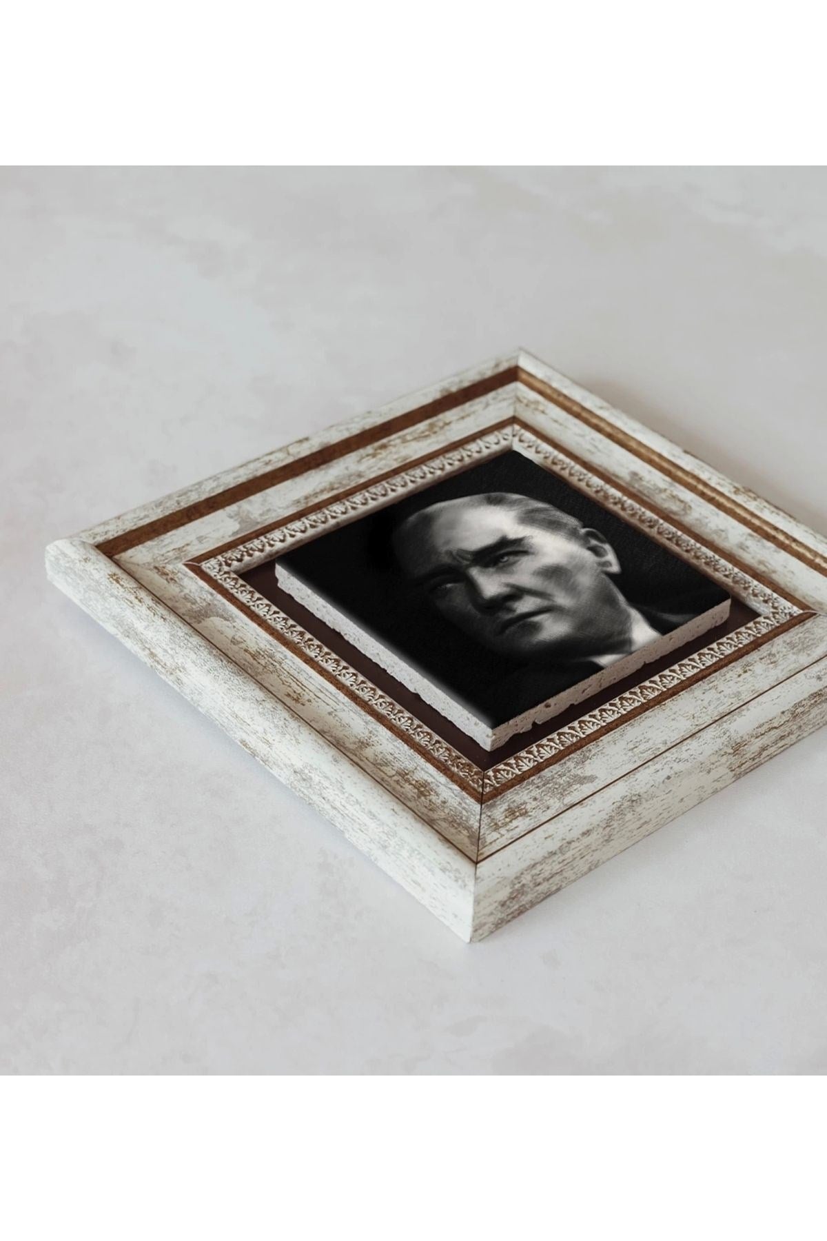 Atatürk Portre Çerçeveli Taş Tablo , Çerçeveli Taş Duvar Dekoru 20 cm
