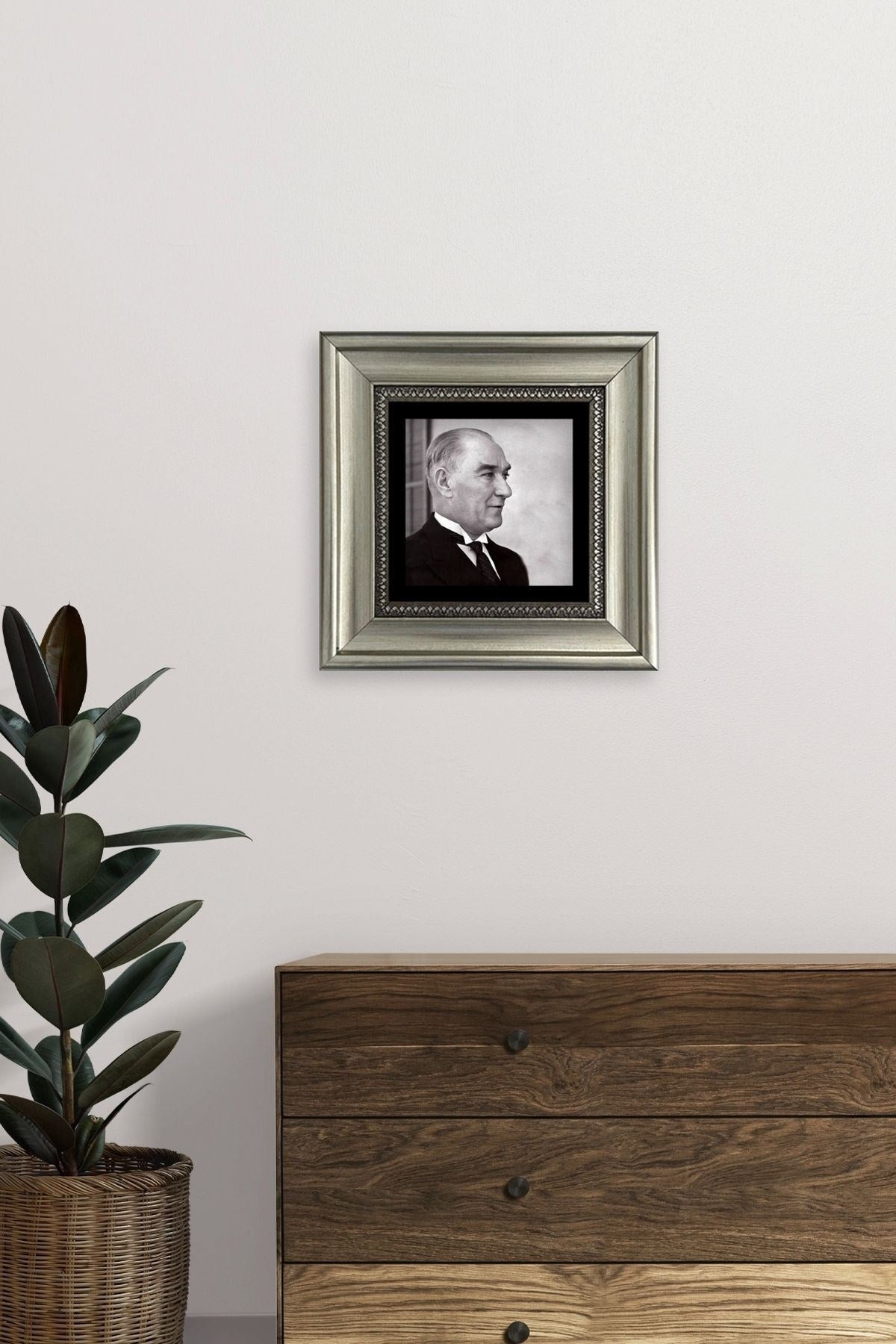Atatürk Çerçeveli Taş Tablo 20 cm