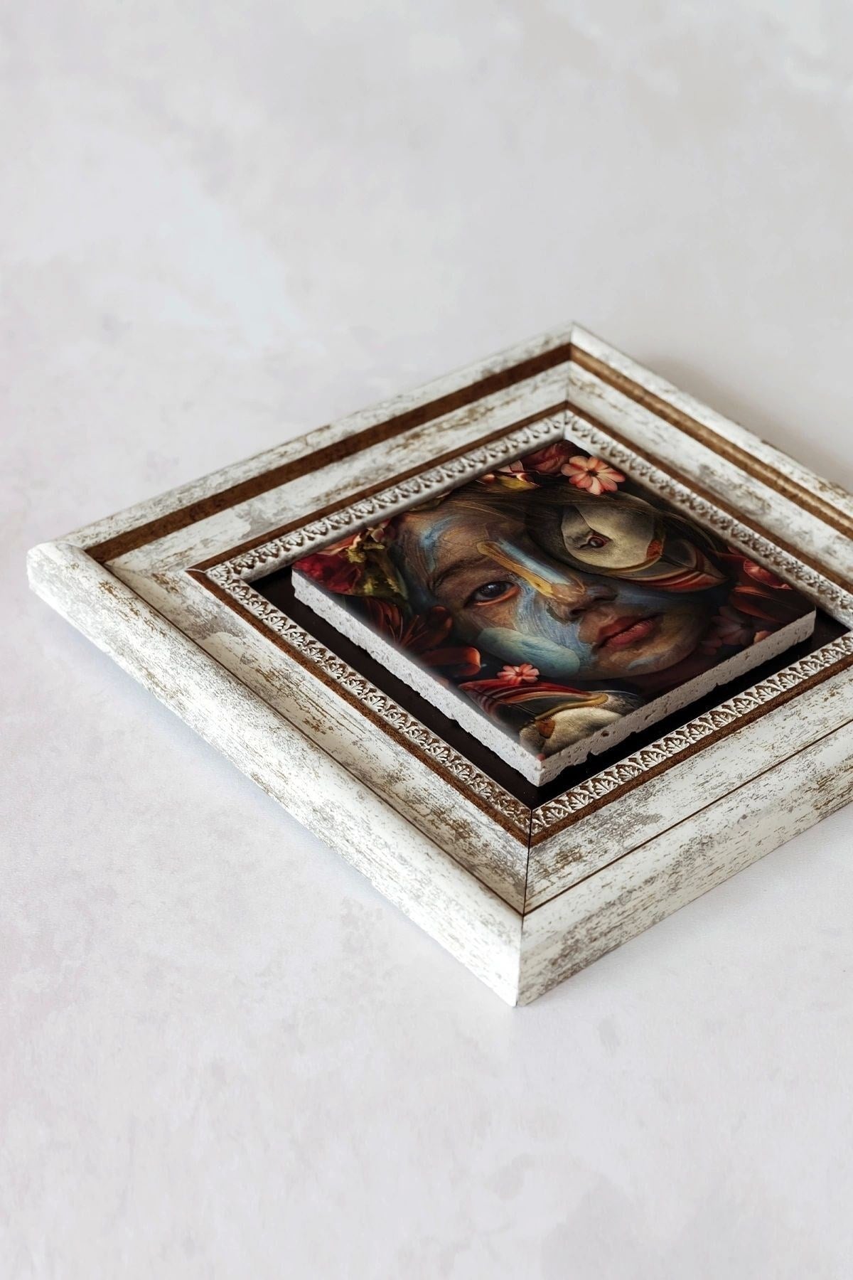 Afrikalı Çocuk Çerçeveli Taş Tablo , Çerçeveli Taş Duvar Dekoru-enkcrcvtbl-00191 20 cm