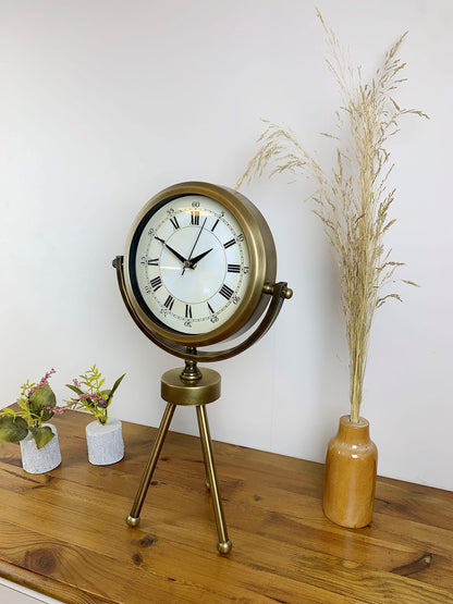 Zentime Eskitme Vintage Üç Ayaklı Masa Saati